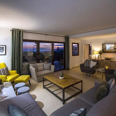 Villa Alcalde Mácher